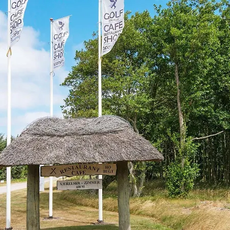 9 Person Holiday Home In Bl Vand