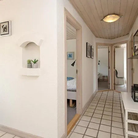 9 Person Holiday Home In Bl Vand