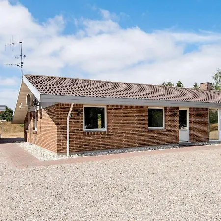 9 Person Holiday Home In Bl Vand Holiday home